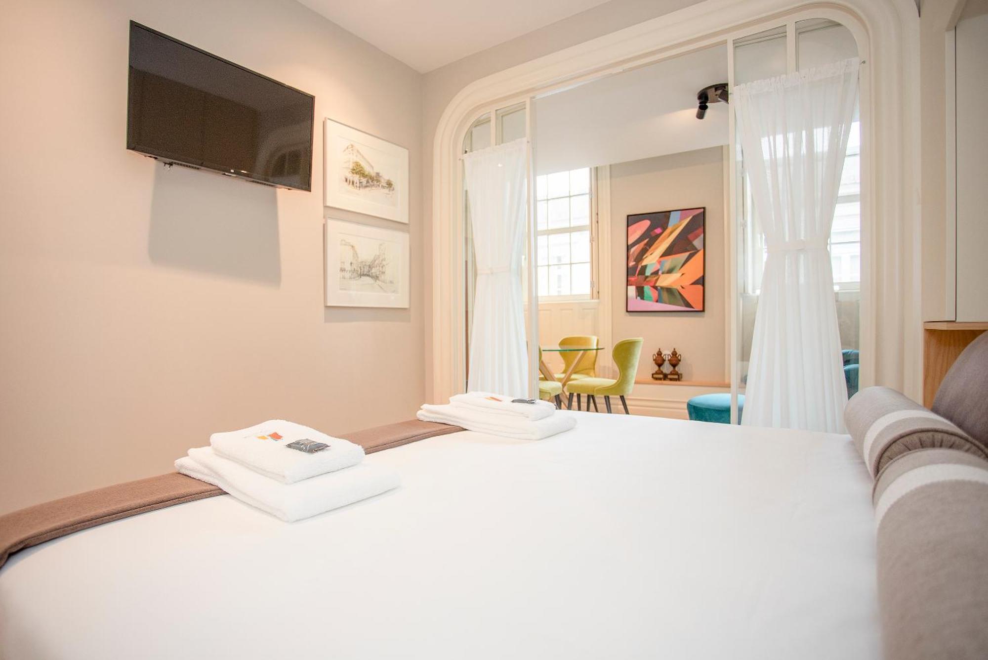 Liiiving In Porto - Cedofeita Charming Apartment Exteriör bild